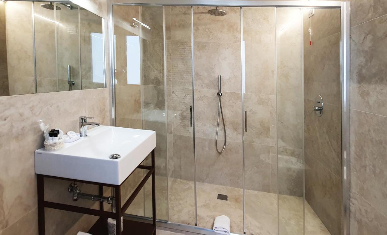 Chic Stay Boutique Apartments Флоренція Екстер'єр фото