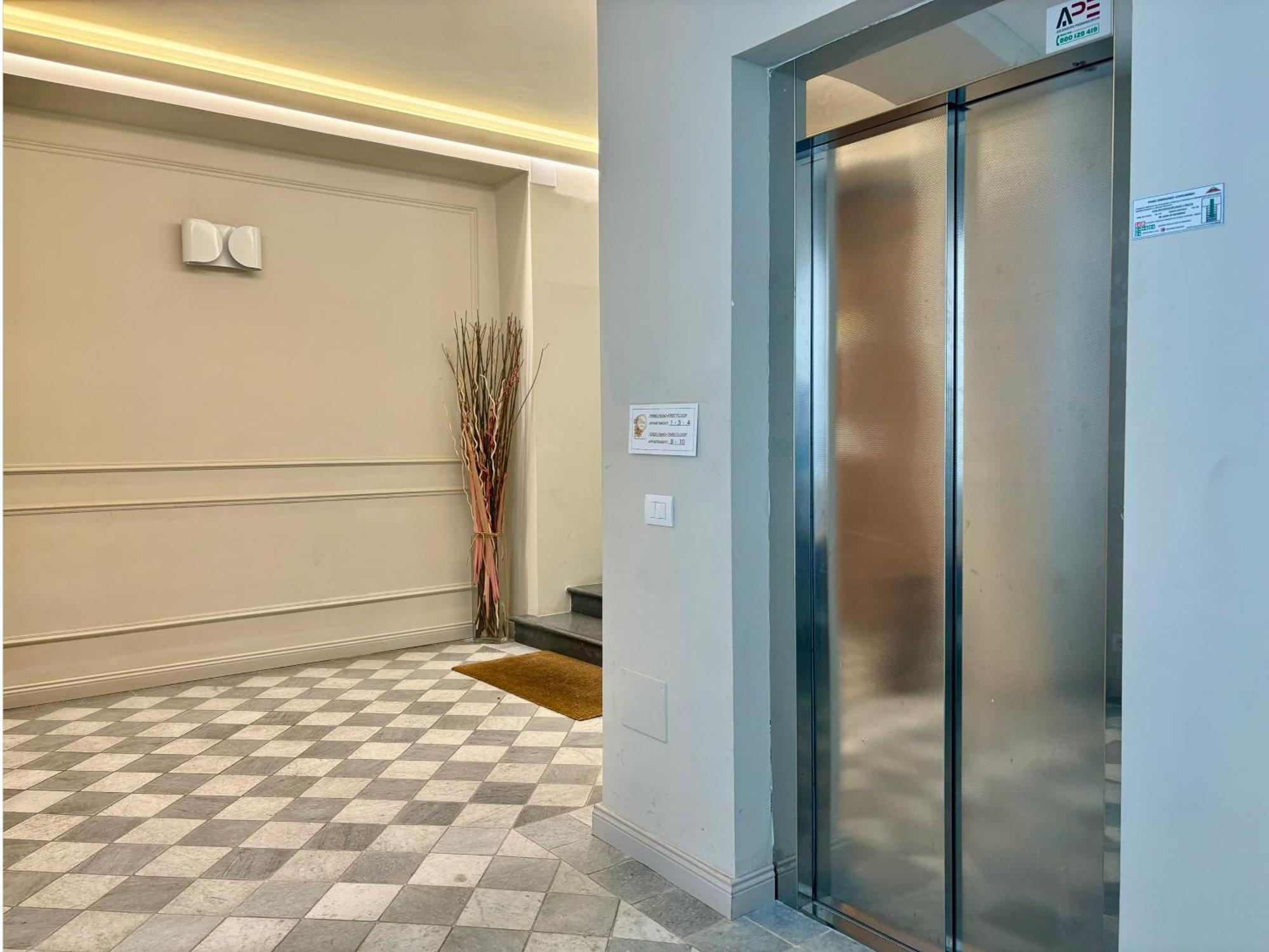 Chic Stay Boutique Apartments Флоренція Екстер'єр фото